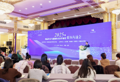 分学校呈现午餐中虾仁炒蛋“发臭”或“有沙”